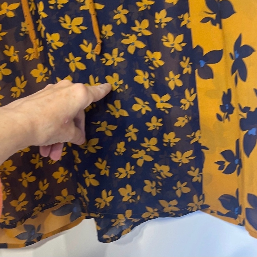 CAbi - Harmony Floral Blouse #3953 - Sheer Boho Top with Brown and Blue Accents - Picture 9 of 9